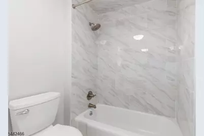 40 Teaneck Rd, Ridgefield, NJ 07660 - Photo 14