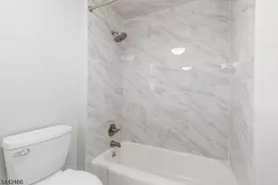 40 Teaneck Rd, Ridgefield, NJ 07660 - Photo 14