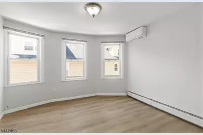 40 Teaneck Rd, Ridgefield, NJ 07660 - Photo 16