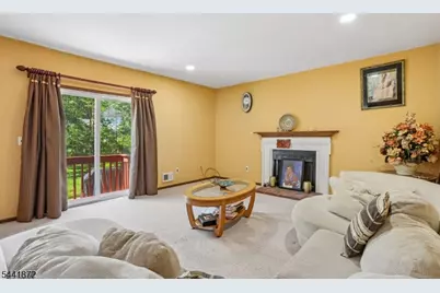 4 Viking Ct, Randolph Township, NJ 07869 - Photo 12