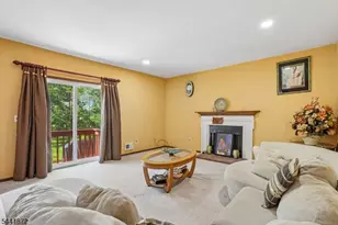 4 Viking Ct, Randolph Township, NJ 07869 - Photo 12