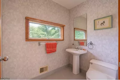 4 High Mountain Trl, Lincoln Park, NJ 07035 - Photo 14