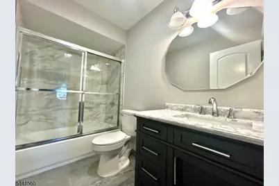 17 Londonderry Dr, Raritan Township, NJ 08822 - Photo 10