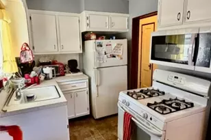624 Chandler Ave, Roselle, NJ 07203 - Photo 10