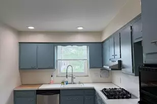 2518 Spruce St, Union Township, NJ 07083 - Photo 6