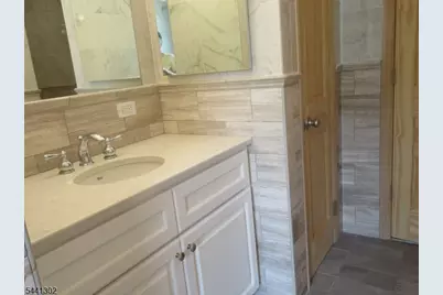 30 Deer Path Dr, Mount Olive, NJ 07836 - Photo 16