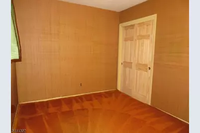 30 Deer Path Dr, Mount Olive, NJ 07836 - Photo 18