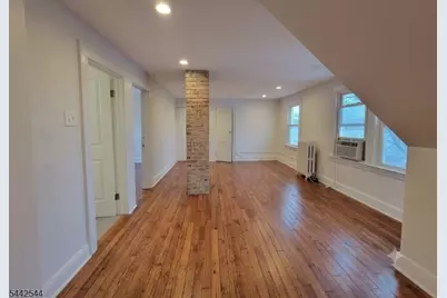 18 Olive St #3, Bloomfield, NJ 07003 - Photo 4