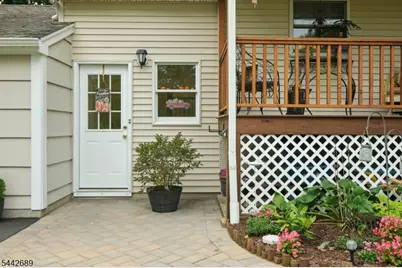 158 Maple St, New Providence, NJ 07974 - Photo 6