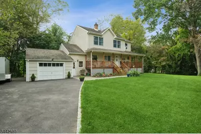 158 Maple St, New Providence, NJ 07974 - Photo 2