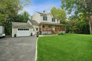 158 Maple St, New Providence, NJ 07974 - Photo 2