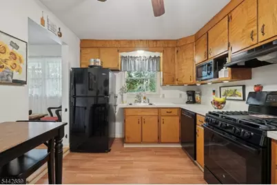 158 Maple St, New Providence, NJ 07974 - Photo 20