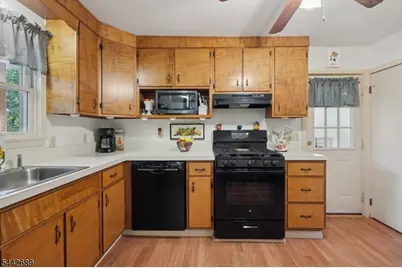 158 Maple St, New Providence, NJ 07974 - Photo 22
