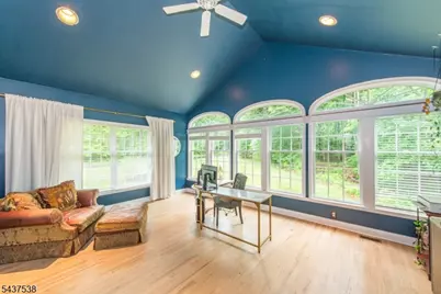 18 Stoneybrook Road, Washington Township, NJ 07853 - Photo 8