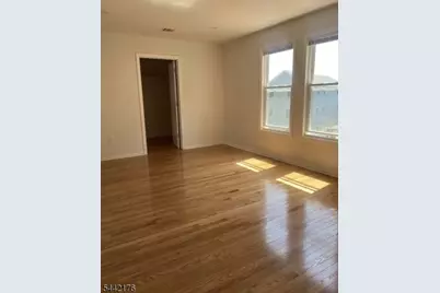 118 Burnett St, Elizabeth, NJ 07202 - Photo 6