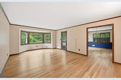 25 Trouville Dr, Parsippany, NJ 07054 - Photo 4