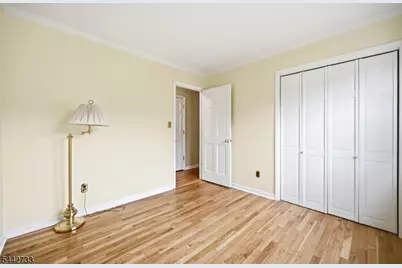 25 Trouville Dr, Parsippany, NJ 07054 - Photo 10