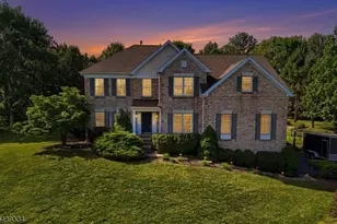 29 Old Schoolhouse Rd, Bethlehem Township, NJ 08802 - Photo 2