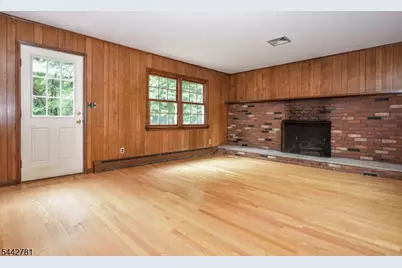 55 George St, Allendale, NJ 07401 - Photo 14