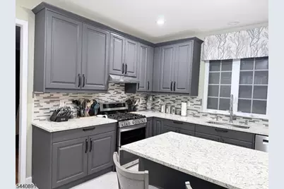 9 Angelina Ct, Monroe Township, NJ 08831 - Photo 36