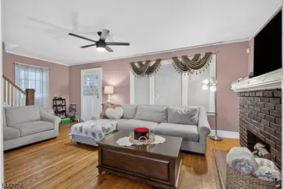 114 Ellington St, East Orange, NJ 07017 - Photo 4