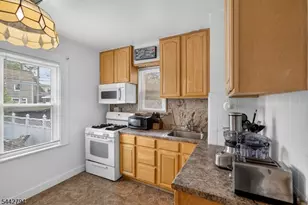 114 Ellington St, East Orange, NJ 07017 - Photo 10