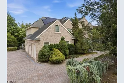 4 Centennial Ct, Totowa, NJ 07512 - Photo 38