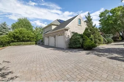 4 Centennial Ct, Totowa, NJ 07512 - Photo 36