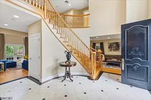 4 Centennial Ct, Totowa, NJ 07512 - Photo 4
