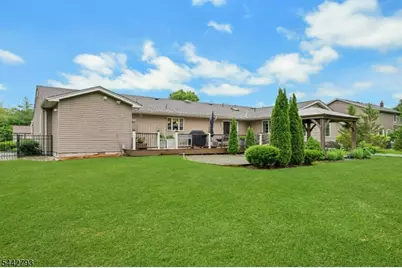 13 Merlin Pl, Montville Township, NJ 07058 - Photo 34