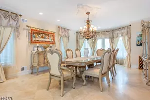 16A Cheri Ln, Fairfield, NJ 07004 - Photo 8