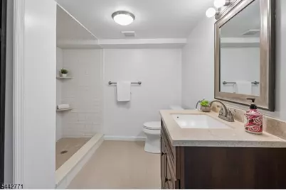 179 Baltusrol Ave, Springfield, NJ 07081 - Photo 18