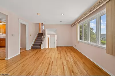 18 Carrie Ct, Nutley, NJ 07110 - Photo 12