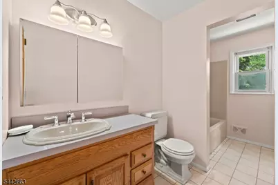 18 Carrie Ct, Nutley, NJ 07110 - Photo 18