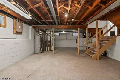 18 Carrie Ct, Nutley, NJ 07110 - Photo 22