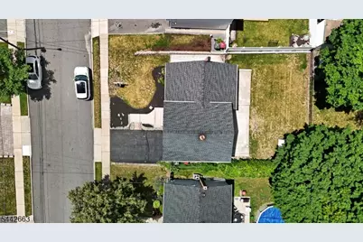 18 Carrie Ct, Nutley, NJ 07110 - Photo 30