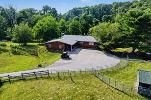 15 Plotts Rd, Hampton Township, NJ 07860 - Photo 2