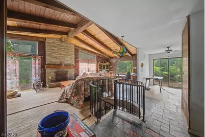 15 Plotts Rd, Hampton Township, NJ 07860 - Photo 4