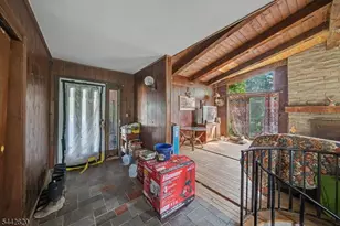 15 Plotts Rd, Hampton Township, NJ 07860 - Photo 6