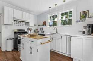 11 Brookwood Dr, Maplewood, NJ 07040 - Photo 4