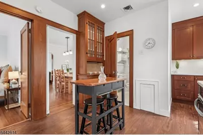 11 Brookwood Dr, Maplewood, NJ 07040 - Photo 22
