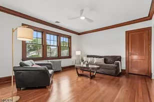 11 Brookwood Dr, Maplewood, NJ 07040 - Photo 28