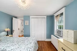 61 Laurel Ave, Franklin Township, NJ 08528 - Photo 12