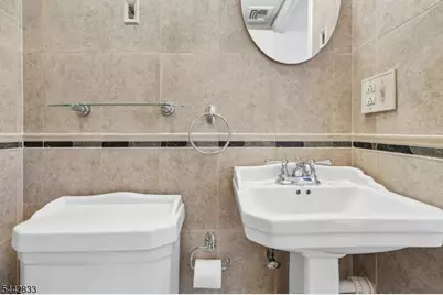 281 Browertown Rd #304, Woodland Park, NJ 07424 - Photo 22