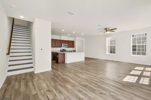 228 Park Ln, Dunellen, NJ 08812 - Photo 8