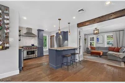 79 W Main St, Mendham, NJ 07945 - Photo 6