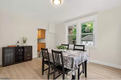 215 Grove St, Somerville, NJ 08876 - Photo 8