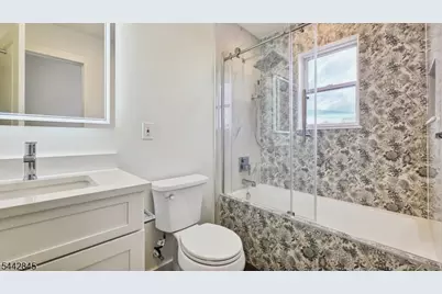 413 Paulison Ave #2, Passaic, NJ 07055 - Photo 24