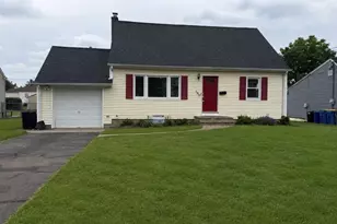 585 Mountainview Dr, North Plainfield, NJ 07063 - Photo 1