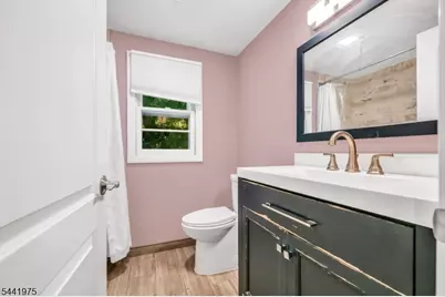 101 Pinecrest Ter, Wayne, NJ 07470 - Photo 24